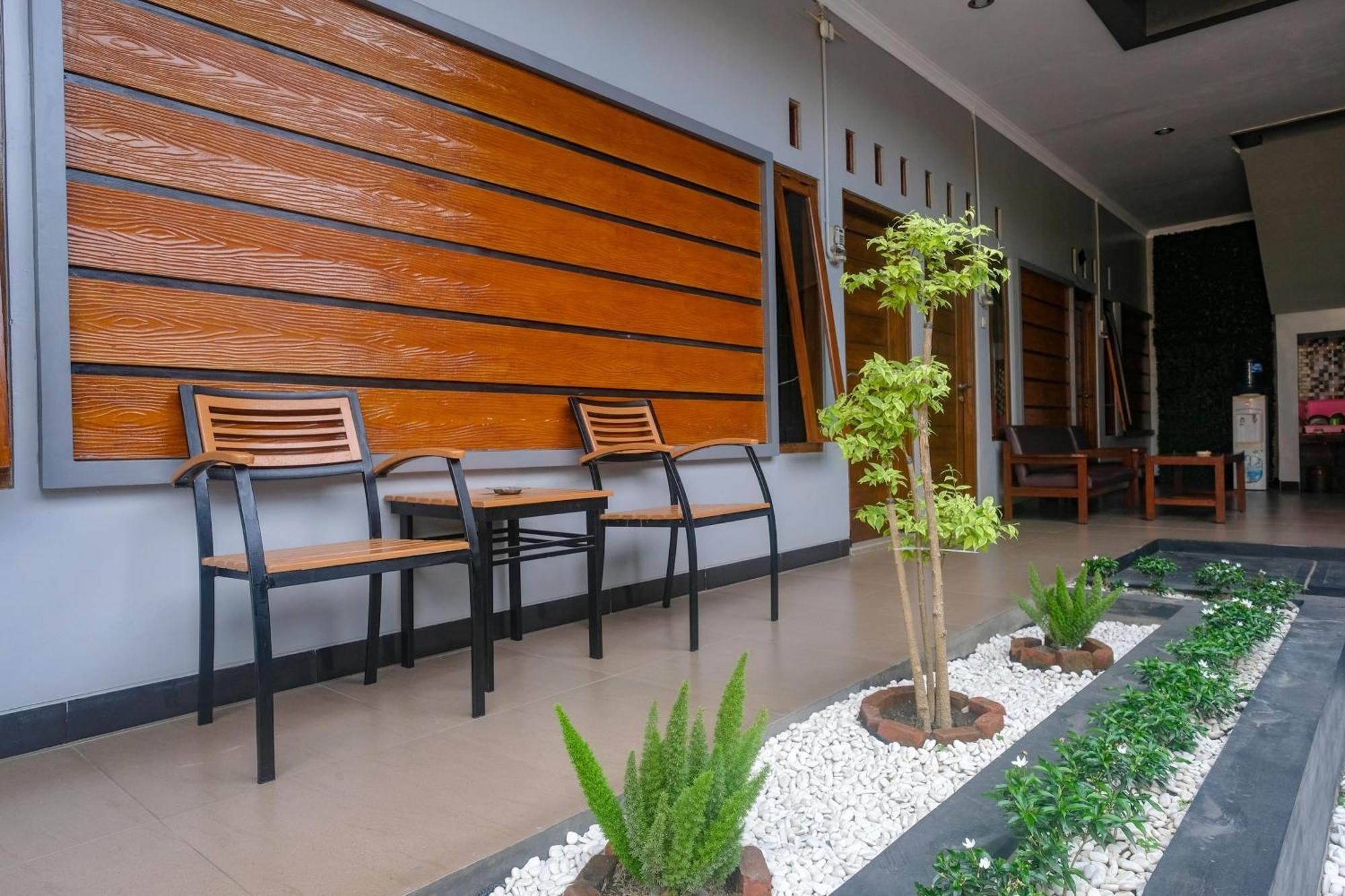 Al Abror Homestay Mandala Krida Mitra Reddoorz Jogyakarta Zewnętrze zdjęcie