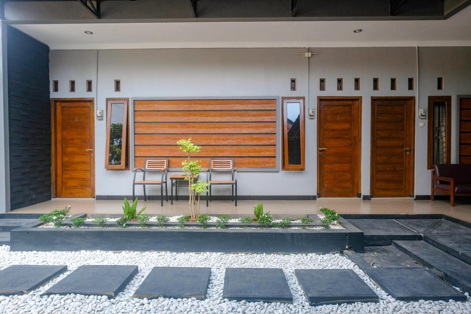 Al Abror Homestay Mandala Krida Mitra Reddoorz Jogyakarta Zewnętrze zdjęcie