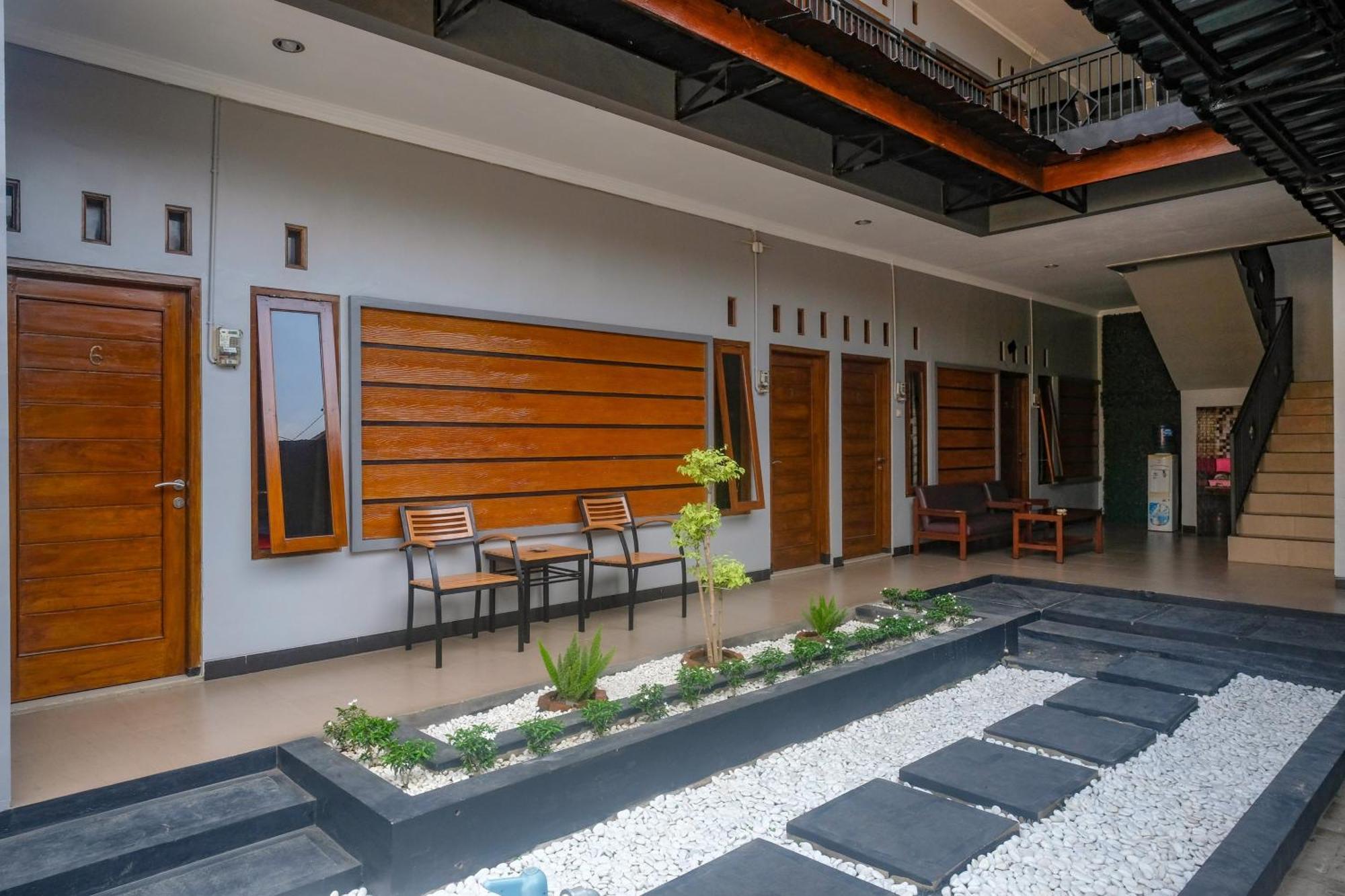 Al Abror Homestay Mandala Krida Mitra Reddoorz Jogyakarta Zewnętrze zdjęcie